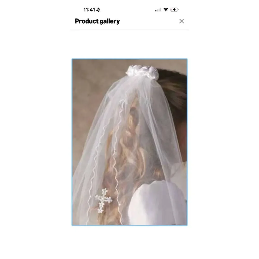 First communion hairpiece and veil
